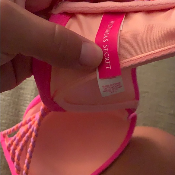 Victoria secret bathing suit!! - Picture 4 of 4